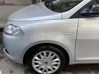 Usata Lancia Ypsilon Silver 69 CV (50 kW) 2012 Grigio Utilitaria