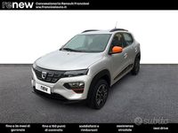 Usata Dacia Spring Comfort Plus 33 kW (45 CV) 2022 Grigio chiaro Utilitaria