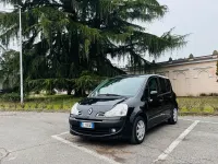 Usata Renault Modus 88 CV (64 kW) 2012 Nero Monovolume