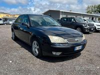 Usata Ford Mondeo 130 CV (95 kW) 2006 Blu Berlina