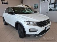 Usata VW T-Roc Style 150 CV (110 kW) 2018 Bianco SUV