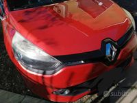Usata Renault Clio GrandTour 75 CV (55 kW) 2013 Rosso Station wagon