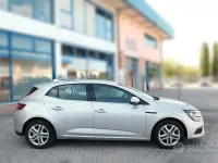 Usata Renault Mégane IV Business 116 CV (85 kW) 2020 Grigio Berlina