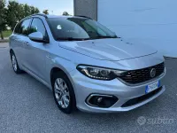 Usata Fiat Tipo Lounge 120 CV (88 kW) 2018 Grigio Station wagon