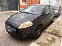 Usata Fiat Grande Punto Dynamic 77 CV (56 kW) 2009 Utilitaria
