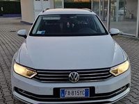 Usata VW Passat 105 CV (77 kW) 2015 Bianco Station wagon