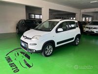 Usata Fiat Panda 4x4 S 75 CV (55 kW) 2014 Bianco Utilitaria