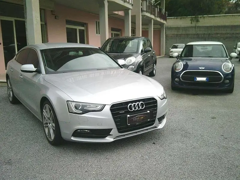Begagnad Audi A5 Sportback 177 HK (130 kW) 2013 Silver Halvkombi