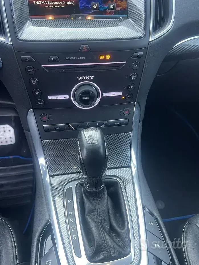 Begagnad Ford S-MAX Business Edition 180 HK (132 kW) 2016 Grå Minibuss