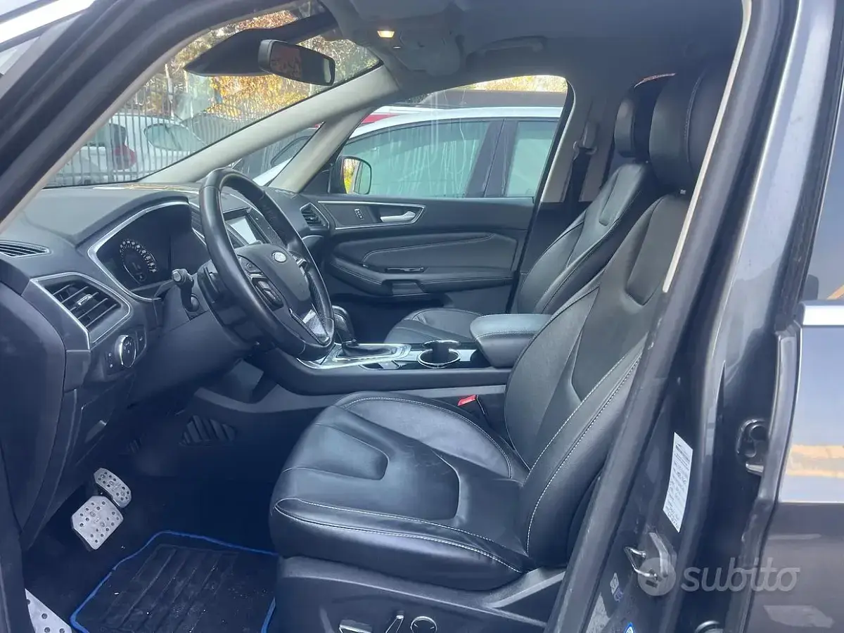 Begagnad Ford S-MAX Business Edition 180 HK (132 kW) 2016 Grå Minibuss