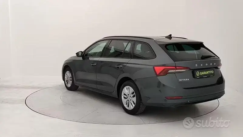 Occasion Skoda Octavia Executive 116 ch (85 kW) 2022 Gris Break