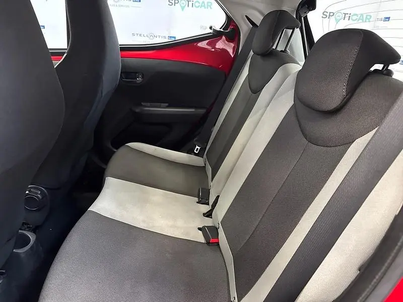 Brugt Toyota Aygo X-play 69 HK (50 kW) 2017 Rød Hatchback