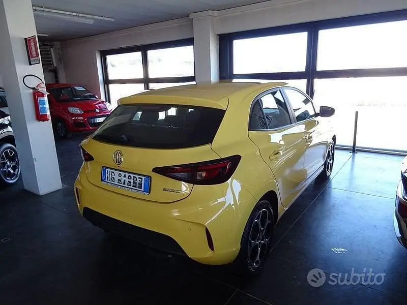 Nuova MG MG3 Comfort 116 CV (85 kW) 2025 Giallo Utilitaria