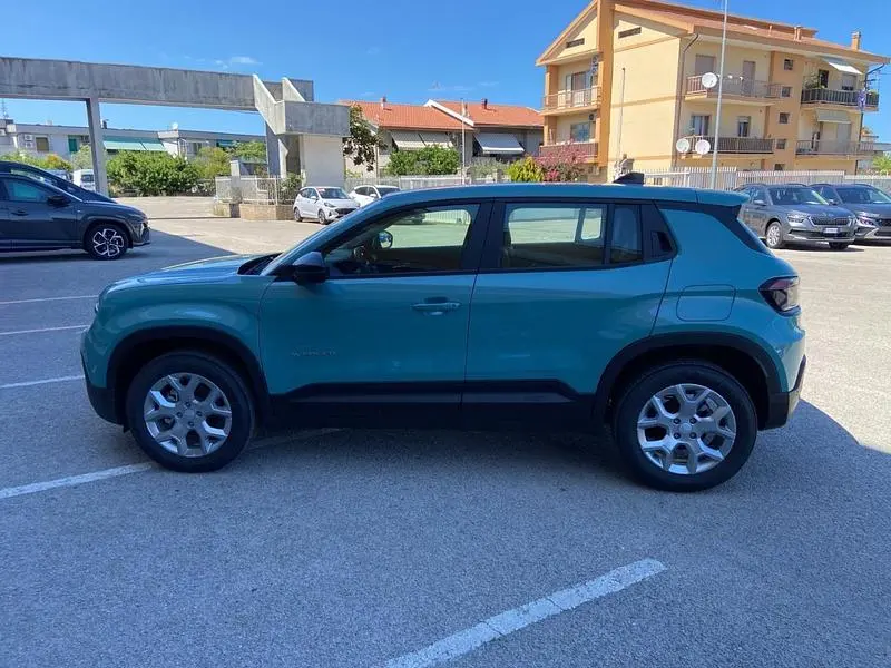 Ny Jeep Avenger Altitude 101 HK (74 kW) 2025 Blå SUV