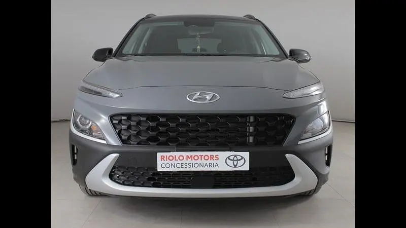 Gebraucht Hyundai Kona 136 PS (100 kW) 2021 Grau SUV