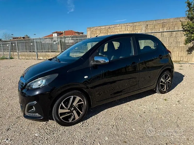 Begagnad Peugeot 108 Collection 69 HK (50 kW) 2017 Vit Halvkombi