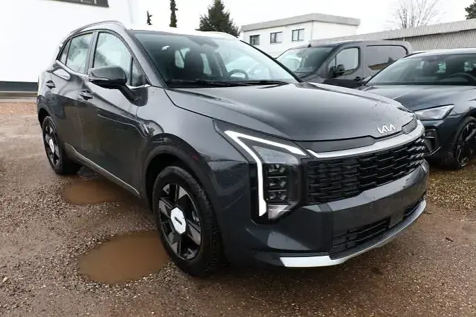 Nouă Kia Sportage 180 CP (132 kW) 2025 Mov SUV