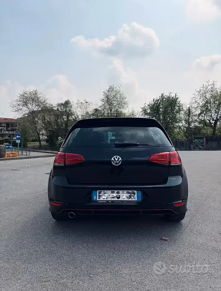 Brugt VW Golf VII R-line BlueMotion 110 HK (80 kW) 2017 Sort Sedan