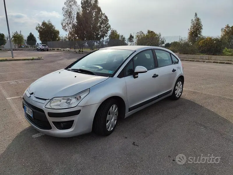 Occasion Citroën C4 VTR Sport 88 ch (64 kW) 2008 Gris Berline