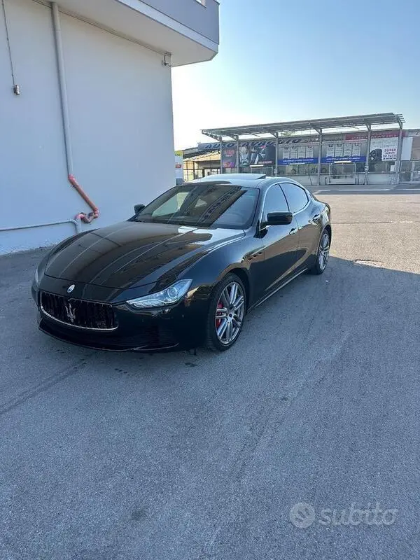 Begagnad Maserati Ghibli 430 HK (316 kW) 2016 Svart Sportkupé