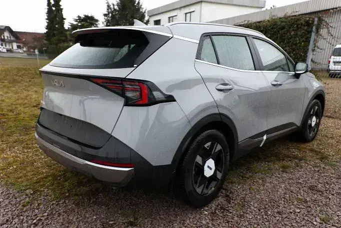 Nouă Kia Sportage 180 CP (132 kW) 2025 Mov SUV