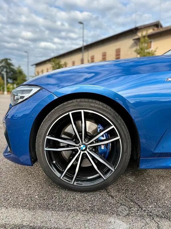 Usata BMW 330 M Sport 265 CV (194 kW) 2019 Blu Berlina