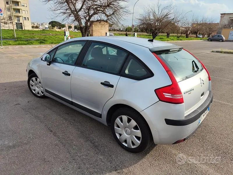 Occasion Citroën C4 VTR Sport 88 ch (64 kW) 2008 Gris Berline