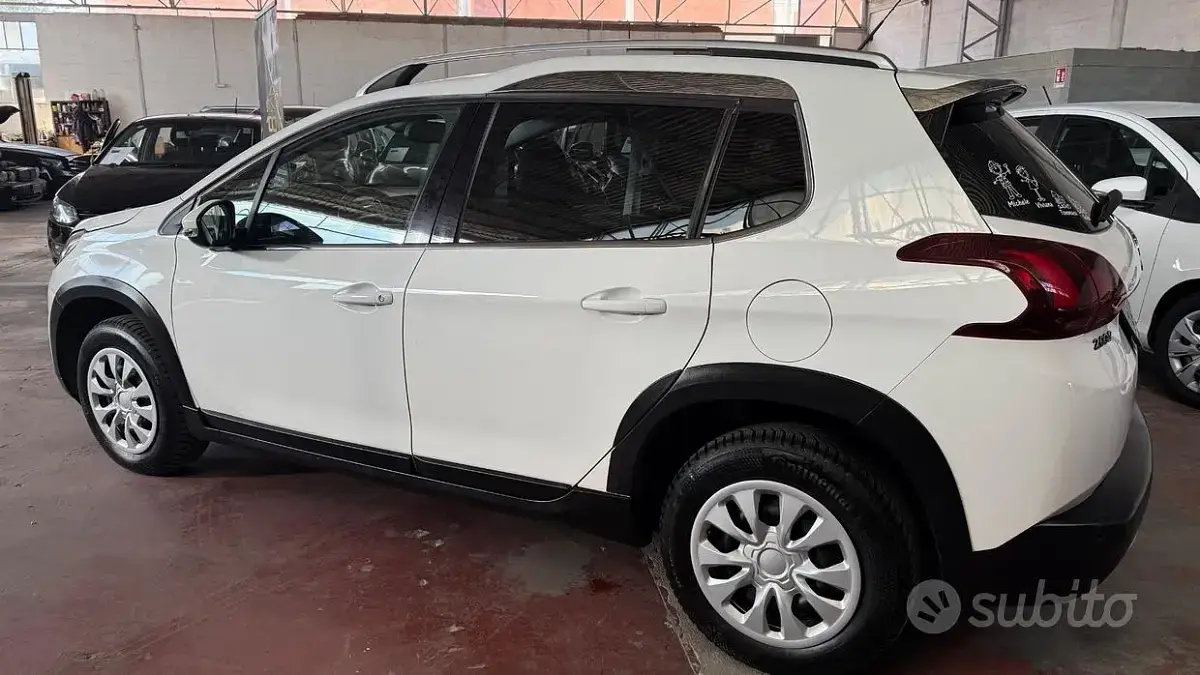 Używany Peugeot 2008 Allure 110 KM (80 kW) 2016 Biały SUV