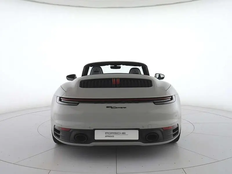 Usata Porsche 911 Carrera Cabriolet 385 CV (283 kW) 2024 Grigio gesso Cabrio