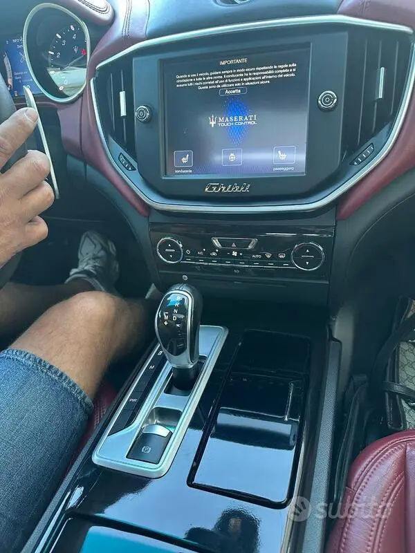 Begagnad Maserati Ghibli 430 HK (316 kW) 2016 Svart Sportkupé