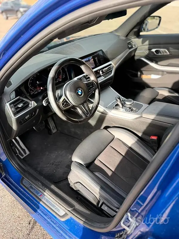 Usata BMW 330 M Sport 265 CV (194 kW) 2019 Blu Berlina
