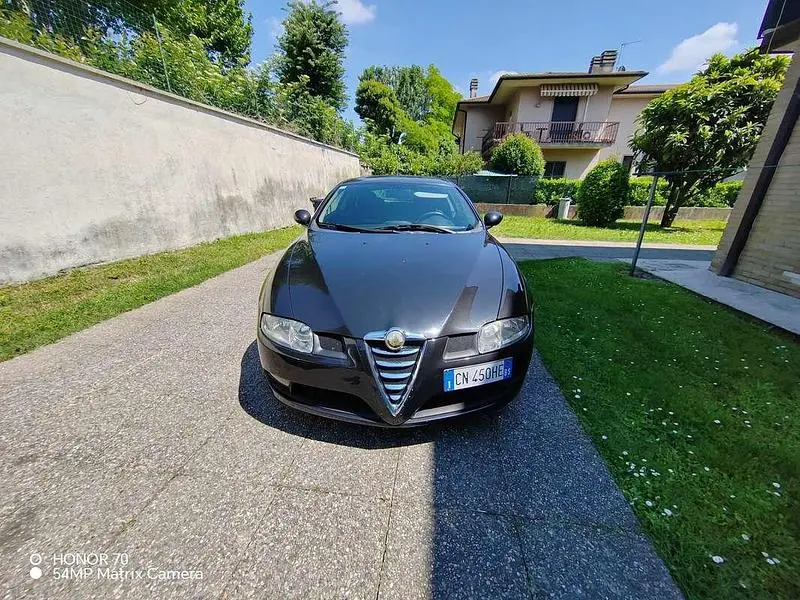 Usata Alfa Romeo GT Distinctive 150 CV (110 kW) 2004 Coupé