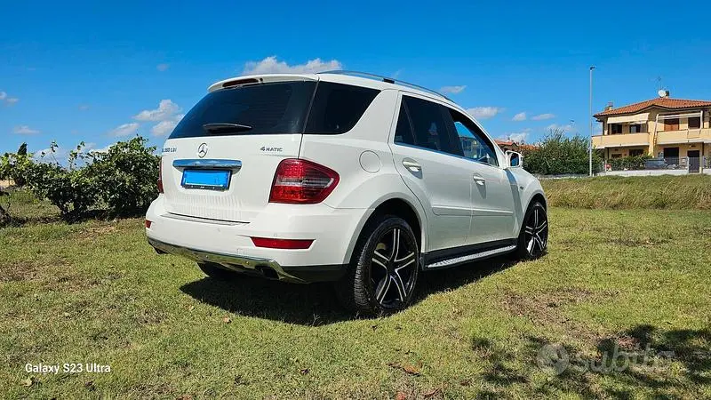 Begagnad Mercedes ML300 204 HK (150 kW) 2011 Vit SUV