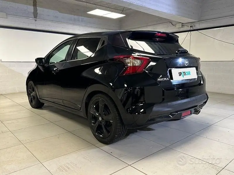Begagnad Nissan Micra 90 HK (66 kW) 2019 Svart Sedan