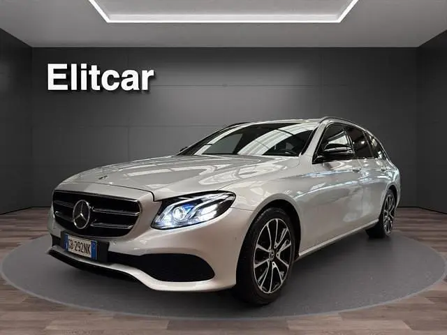 Occasion Mercedes E220 Business 194 ch (142 kW) 2019 Argent Break