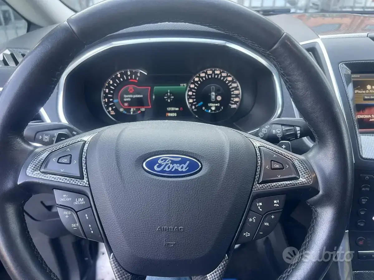 Begagnad Ford S-MAX Business Edition 180 HK (132 kW) 2016 Grå Minibuss