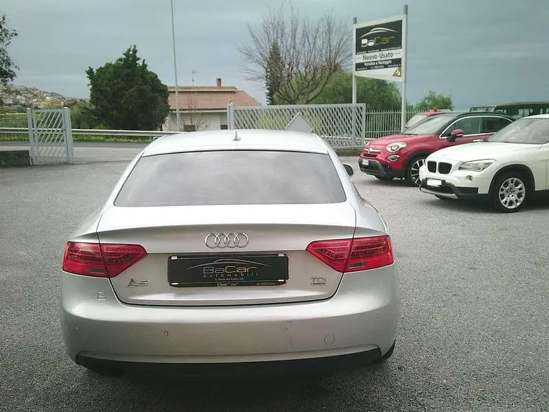 Begagnad Audi A5 Sportback 177 HK (130 kW) 2013 Silver Halvkombi