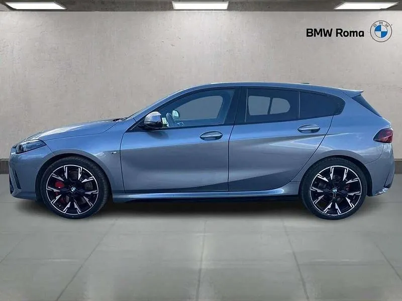 Usata BMW 118 Comfort Edition 150 CV (110 kW) 2024 Skyscraper grey metallic Utilitaria