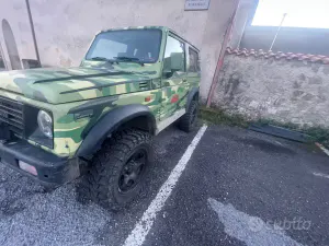 Usata Suzuki Samurai