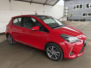 Usata Toyota Yaris Hybrid