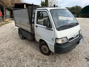 Begagnad Piaggio Porter