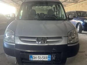 Käytetty Peugeot Partner