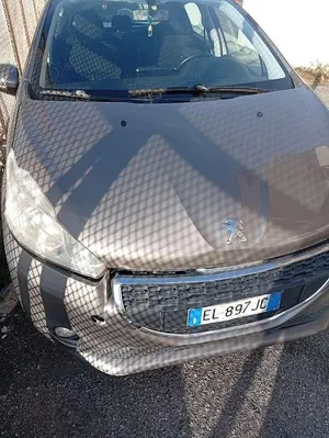 Begagnad Peugeot 208