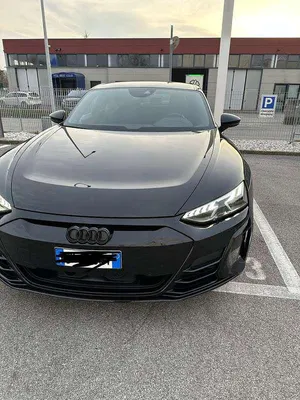 Usata Audi e-tron GT quattro