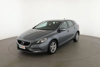 Käytetty Volvo V40 Kinetic 120 HP (88 kW) 2017 Harmaa Sedan