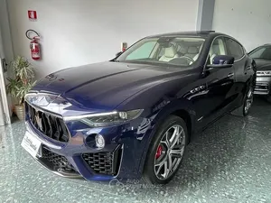 Begagnad Maserati GranSport