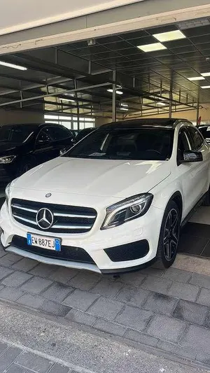 Usado Mercedes GLA220