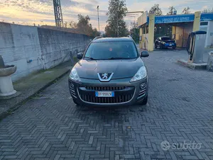 Begagnad Peugeot 4007