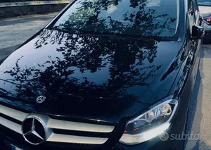 Begagnad Mercedes B200