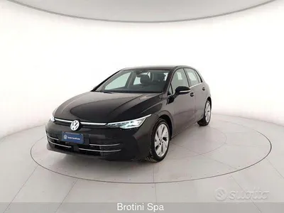 Usado VW Golf VIII Style 150 CV (110 kW) 2025 Negro Berlina
